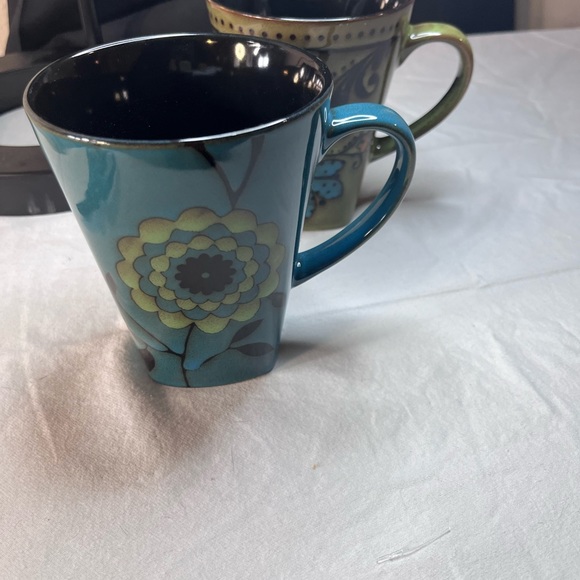 Coffee Mugs by Mulberry Home Collection - Picture 6 of 7